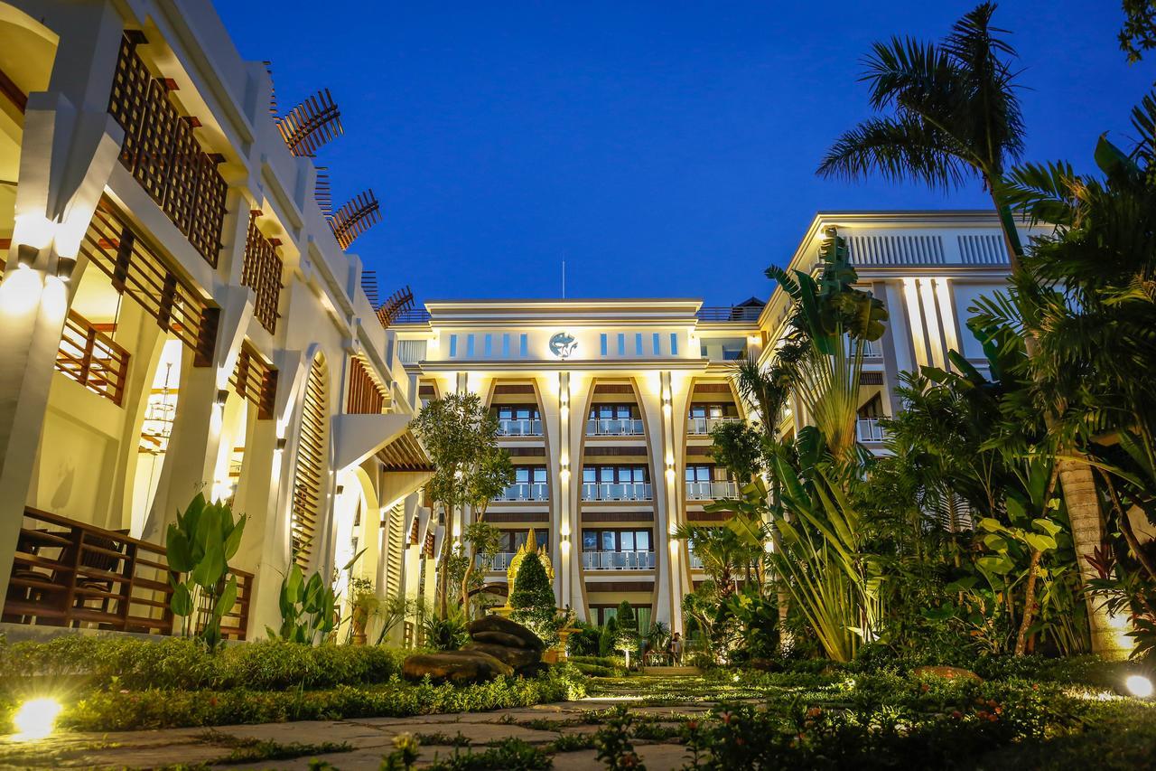 The Night Hotel Siem Reap Exterior foto
